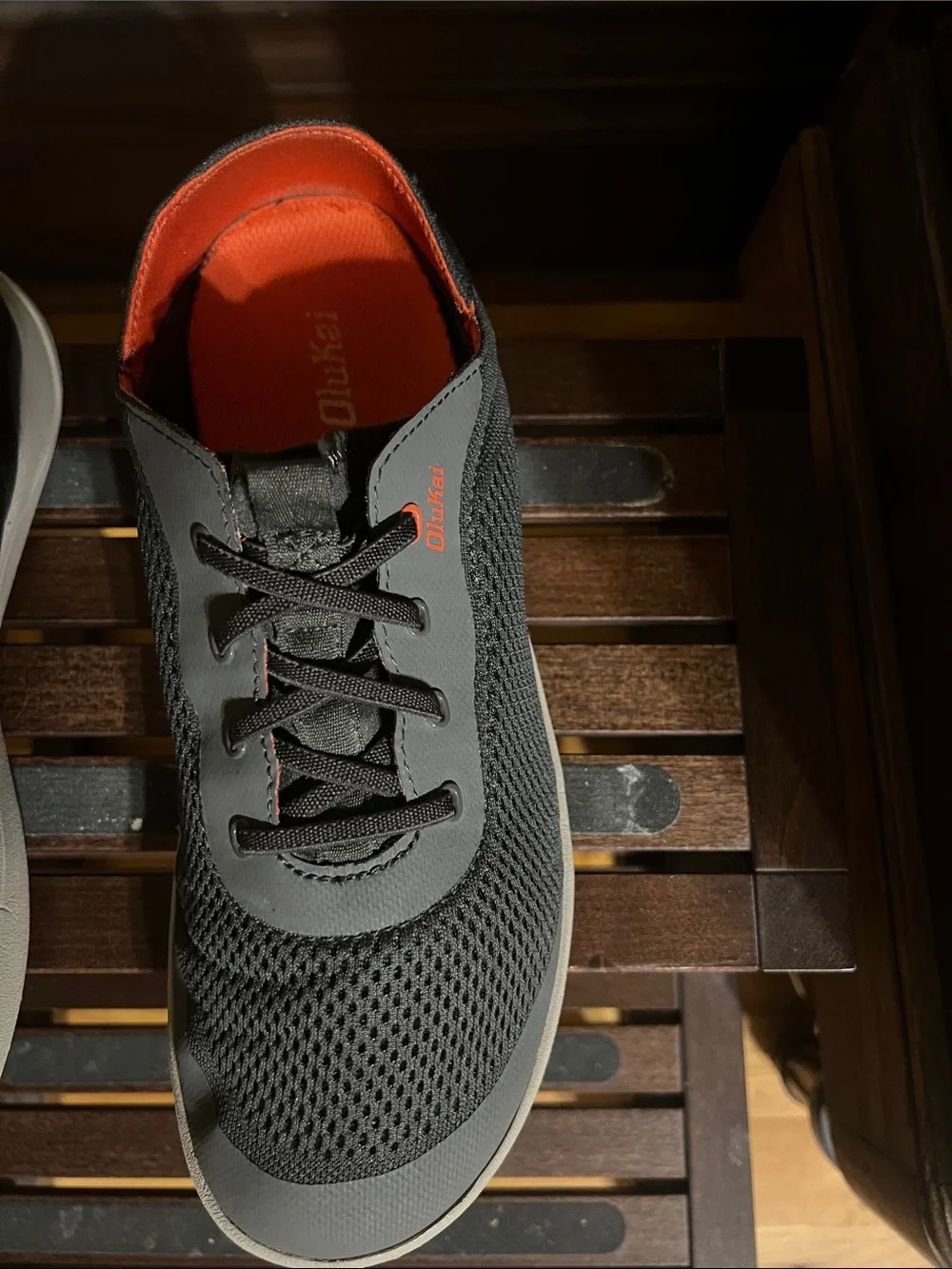OluKai Men's Gray Mesh Sneakers 👟
